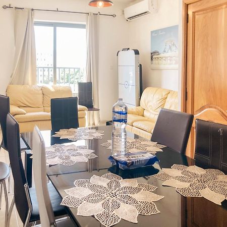 Xl Central Home - Sleeps 10 People Pieta Ngoại thất bức ảnh