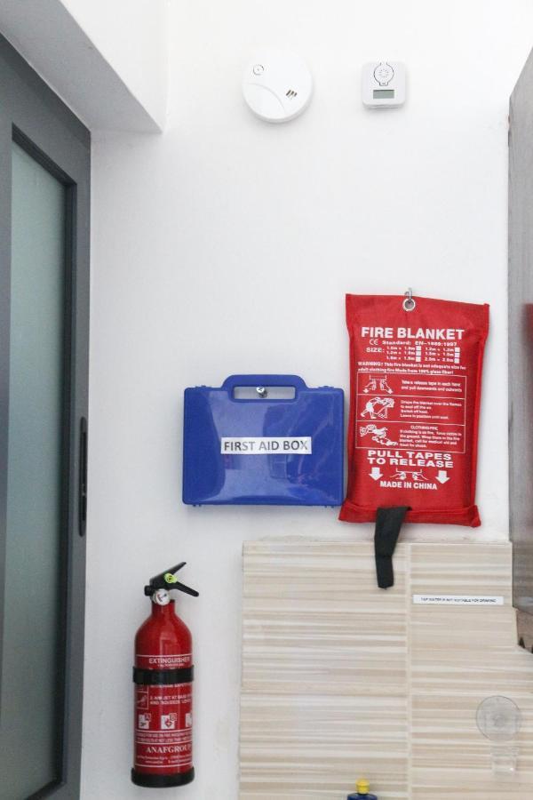 Xl Central Home - Sleeps 10 People Pieta Ngoại thất bức ảnh