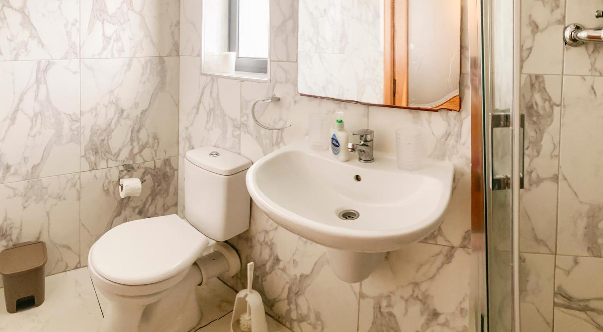 Xl Central Home - Sleeps 10 People Pieta Ngoại thất bức ảnh