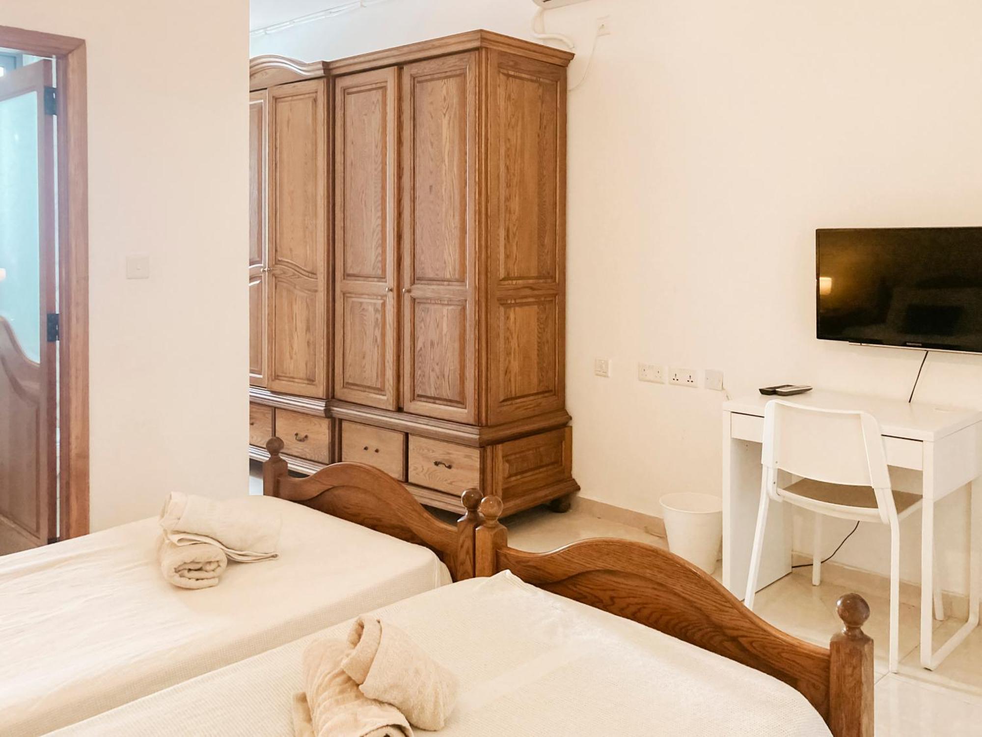 Xl Central Home - Sleeps 10 People Pieta Ngoại thất bức ảnh
